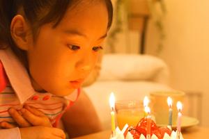 品質と価格に満足の豊富な婚約指輪が揃う