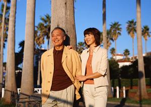 オープニングムービーを作成します